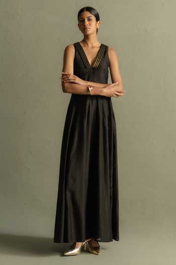 Charkhee_Black Chanderi, Tissue V-neck Collared Maxi Dress _at_Aza_Fashions