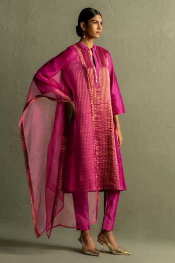 Buy_Charkhee_Pink Chanderi, Tissue, Cotton, Organza Mandarin Collar Striped Woven Kurta Set _Online_at_Aza_Fashions