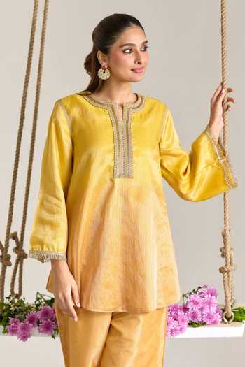 Buy Nero India Yellow Tissue, Kota Doria Round Neck Embroidered Kurta And Pant Set Buy_Nero India_Yellow Tissue, Kota Doria Round Neck Embroidered Kurta And Pant Set