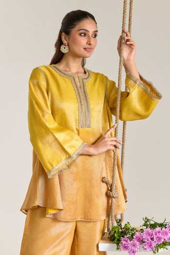Shop Nero India Yellow Tissue, Kota Doria Round Neck Embroidered Kurta And Pant Set Shop_Nero India_Yellow Tissue, Kota Doria Round Neck Embroidered Kurta And Pant Set