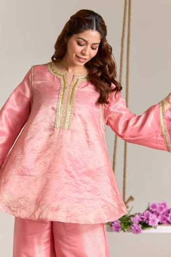 Buy Nero India Pink Tissue, Kota Doria Round Neck, Yes Placement Embroidered Kurta And Pant Set Online at Aza Fashions Buy_Nero India_Pink Tissue, Kota Doria Round Neck, Yes Placement Embroidered Kurta And Pant Set _Online_at_Aza_Fashions