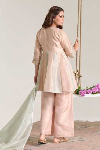 Nero India Yoke Embroidered Kurta With Pant 