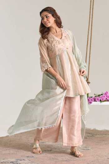 Buy Nero India Green Tissue, Kota Doria V-neck, Yes Yoke Embroidered Kurta With Pant Online at Aza Fashions Buy_Nero India_Green Tissue, Kota Doria V-neck, Yes Yoke Embroidered Kurta With Pant _Online_at_Aza_Fashions