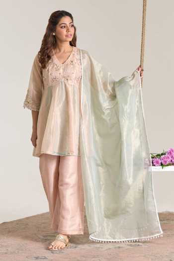 Nero India Yoke Embroidered Kurta With Pant 