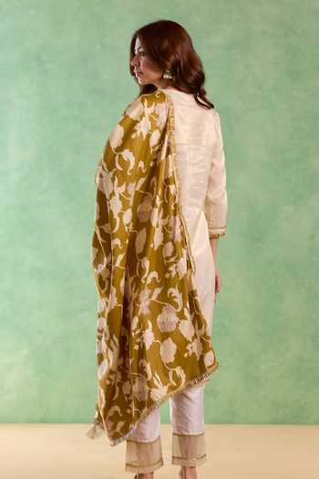 Nero India Hand Embroidered Kurta & Pant Set 