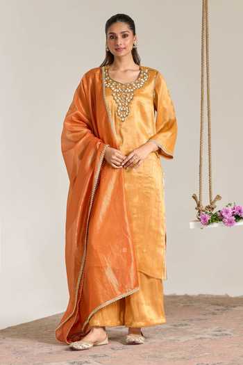 Nero India Hand Embroidered Straight Kurta & Pant Set 