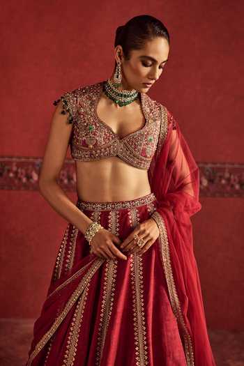 Ridhi Mehra Red Raw Silk, Net Leaf Neck Placement Embroidered Lehenga Set Online at Aza Fashions Ridhi Mehra_Red Raw Silk, Net Leaf Neck Placement Embroidered Lehenga Set _Online_at_Aza_Fashions