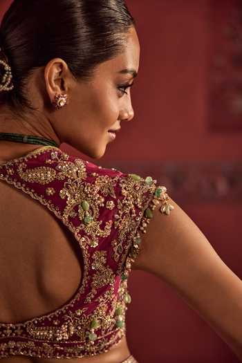 Buy_Ridhi Mehra_Fuchsia Chiffon, Net Sweetheart Neck Pre-stitched Saree With Embroidered Blouse _Online_at_Aza_Fashions