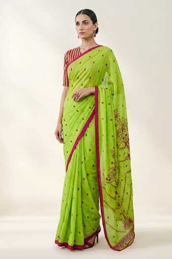 Thee Modern Roots Paisley Motif Saree With Running Blouse 