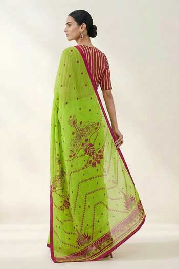 Thee Modern Roots Paisley Motif Saree With Running Blouse 