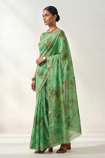 Thee Modern Roots Green Linen Printed Saree With Running Blouse Online at Aza Fashions Thee Modern Roots_Green Linen Printed Saree With Running Blouse _Online_at_Aza_Fashions