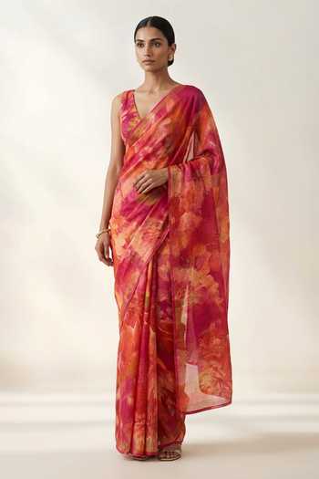 Thee Modern Roots Printed Linen Saree With Running Blouse 