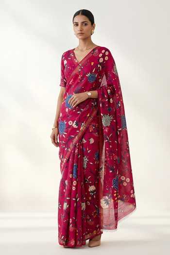 Thee Modern Roots Floral Print Saree With Running Blouse 
