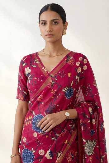 Buy Thee Modern Roots Pink Linen Floral Print Saree With Running Blouse Online at Aza Fashions Buy_Thee Modern Roots_Pink Linen Floral Print Saree With Running Blouse _Online_at_Aza_Fashions