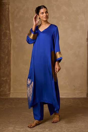 Vasstram Blue Satin, Tissue, Modal V-neck Rangoli Kaftan And Pant Set Online at Aza Fashions Vasstram_Blue Satin, Tissue, Modal V-neck Rangoli Kaftan And Pant Set _Online_at_Aza_Fashions
