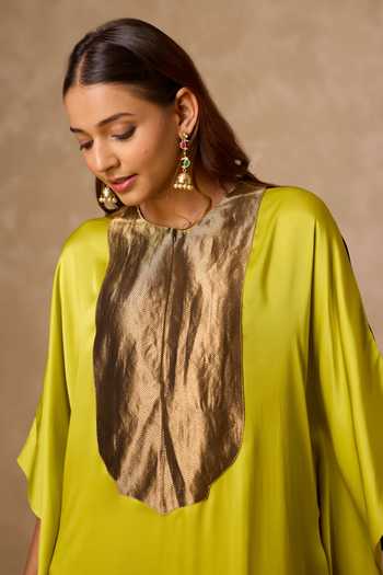 Shop_Vasstram_Black Satin, Tissue, Modal Round Neck Haar Colorblock Kaftan 
