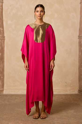 Buy Vasstram Pink Satin, Tissue, Modal Round Neck Haar Dual Tone Kaftan Online at Aza Fashions Buy_Vasstram_Pink Satin, Tissue, Modal Round Neck Haar Dual Tone Kaftan _Online_at_Aza_Fashions