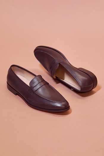 Dmodot Brown Soavo Leather Penny Loafers Online at Aza Fashions Dmodot_Brown Soavo Leather Penny Loafers _Online_at_Aza_Fashions