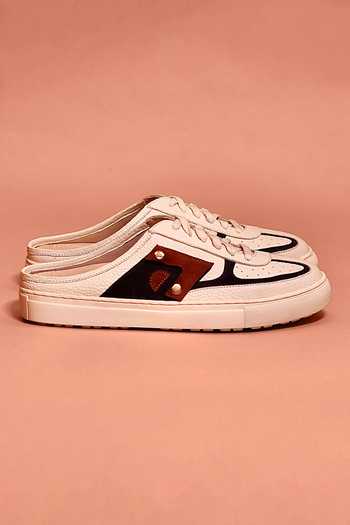 Dmodot_Beige Freddo Bianco Designer Sneakers _Online_at_Aza_Fashions