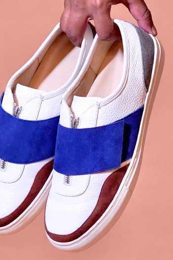 Shop Dmodot White Scarpo Zippo Azzuro Leather Sneakers Online at Aza Fashions Shop_Dmodot_White Scarpo Zippo Azzuro Leather Sneakers _Online_at_Aza_Fashions