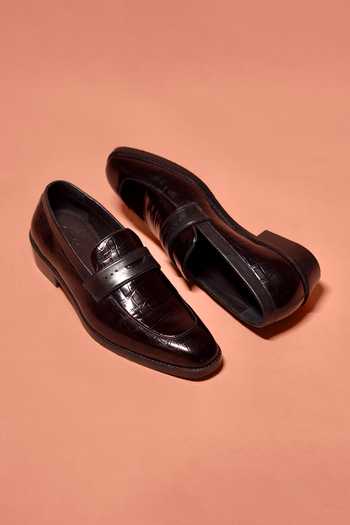 Shop Dmodot Black Motivo Croco Loafers at Aza Fashions Shop_Dmodot_Black Motivo Croco Loafers _at_Aza_Fashions