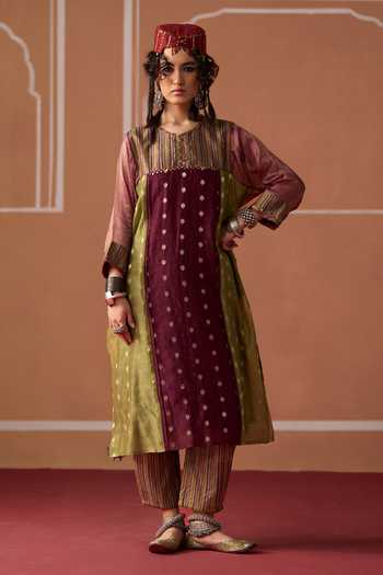 Swatti Kapoor Raina Color Blocked Kaftan Kurta Set