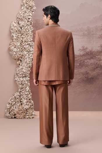 Contrast By Parth Noorani Embroidered Jacket & Kurta Set 