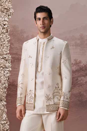 Contrast By Parth Ivory Raw Silk Aiza Embroidered Jacket And Kurta Set at Aza Fashions Contrast By Parth_Ivory Raw Silk Aiza Embroidered Jacket And Kurta Set _at_Aza_Fashions