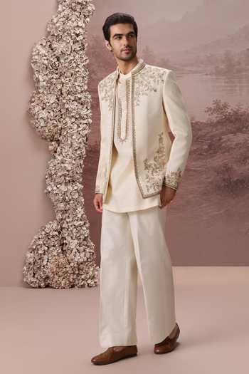 Buy Contrast By Parth Ivory Silk Zohra Embroidered Jacket And Kurta Set Online at Aza Fashions Buy_Contrast By Parth_Ivory Silk Zohra Embroidered Jacket And Kurta Set _Online_at_Aza_Fashions