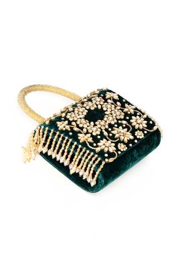 Eena Green Minali Embellished Clutch Online at Aza Fashions Eena_Green Minali Embellished Clutch _Online_at_Aza_Fashions