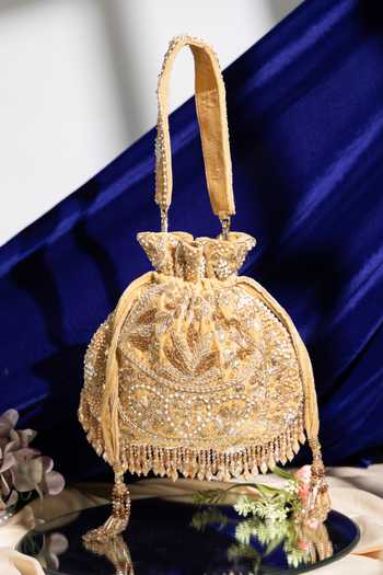 Eena Elina Velvet Embroidered Potli 