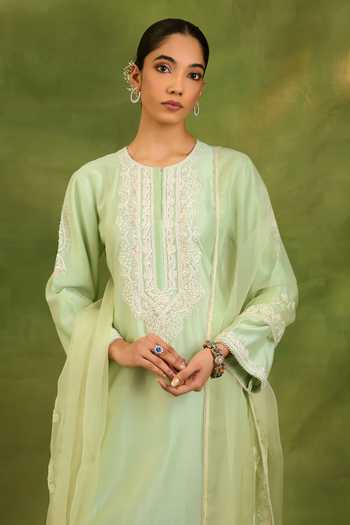 Shop Neha Khullar Green Chanderi , Modal, Organza Round Neck, Yes Embroidered Kurta Set Online at Aza Fashions Shop_Neha Khullar_Green Chanderi , Modal, Organza Round Neck, Yes Embroidered Kurta Set _Online_at_Aza_Fashions