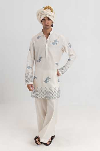 Wabi Sabi By Anshum-Ritesh Geo Ocean Hand Embroidered Kurta Set 
