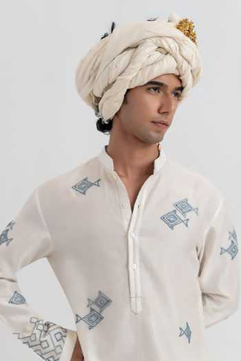 Buy_Wabi Sabi By Anshum-Ritesh_Ivory Chanderi Geo Ocean Hand Embroidered Kurta Set _Online_at_Aza_Fashions