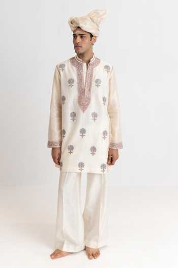 Wabi Sabi By Anshum-Ritesh Resham Embroidered Kurta Set 