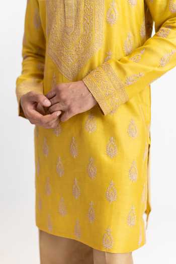 Wabi Sabi By Anshum-Ritesh_Yellow Chanderi Beli Buti Dori Embroidered Kurta And Pant Set _at_Aza_Fashions