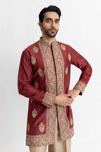 Wabi Sabi By Anshum-Ritesh Maroon Chanderi Regal Regency Dori Work Kurta And Pant Set Online at Aza Fashions Wabi Sabi By Anshum-Ritesh_Maroon Chanderi Regal Regency Dori Work Kurta And Pant Set _Online_at_Aza_Fashions