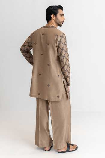 Wabi Sabi By Anshum-Ritesh Mirror Mirage Aari Hand Embroidered Kurta Set 