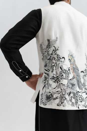 Shop_Wabi Sabi By Anshum-Ritesh_Black Chanderi Monochrome Paradise Hand Painted Bundi Set _Online_at_Aza_Fashions