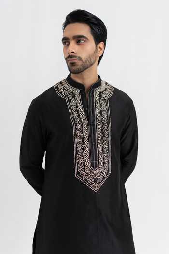 Shop_Wabi Sabi By Anshum-Ritesh_Black Chanderi Pepper Paisley Embroidered Kurta Set _Online_at_Aza_Fashions