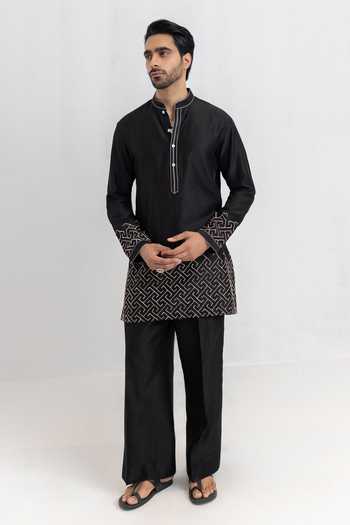 Wabi Sabi By Anshum-Ritesh Mysore Maze Hand Embroidered Kurta Set 