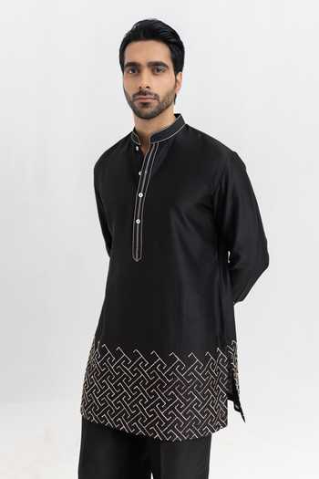 Buy Wabi Sabi By Anshum-Ritesh Black Chanderi Mysore Maze Hand Embroidered Kurta Set Online at Aza Fashions Buy_Wabi Sabi By Anshum-Ritesh_Black Chanderi Mysore Maze Hand Embroidered Kurta Set _Online_at_Aza_Fashions