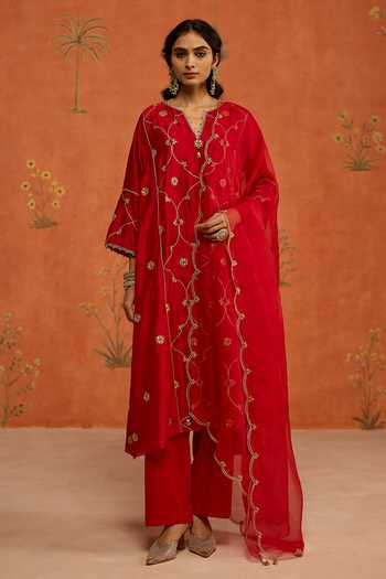 Shikha Mehta Nitya Embroidered Kurta Pant Set