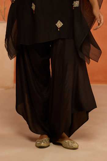 Shikha Mehta Black Chanderi, Silk V-neck Manya Embroidered Kaftan And Pant Set Online at Aza Fashions Shikha Mehta_Black Chanderi, Silk V-neck Manya Embroidered Kaftan And Pant Set _Online_at_Aza_Fashions