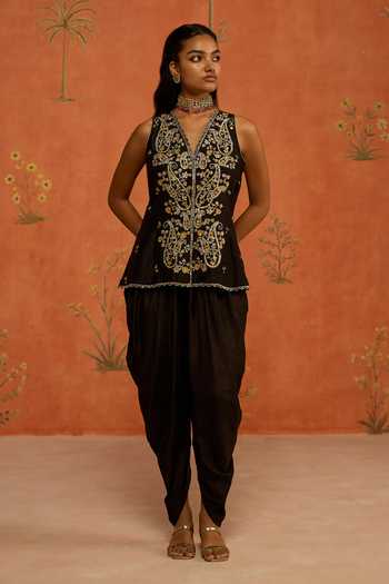 Shikha Mehta Black Silk, Chanderi V-neck Falak Embroidered Jacket And Pant Set at Aza Fashions Shikha Mehta_Black Silk, Chanderi V-neck Falak Embroidered Jacket And Pant Set _at_Aza_Fashions