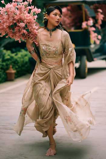 Buy Paulmi And Harsh Peach Organza, Satin, Silk, Cotton Ottilie Printed Cape Draped Skirt Set Online at Aza Fashions Buy_Paulmi And Harsh_Peach Organza, Satin, Silk, Cotton Ottilie Printed Cape Draped Skirt Set _Online_at_Aza_Fashions