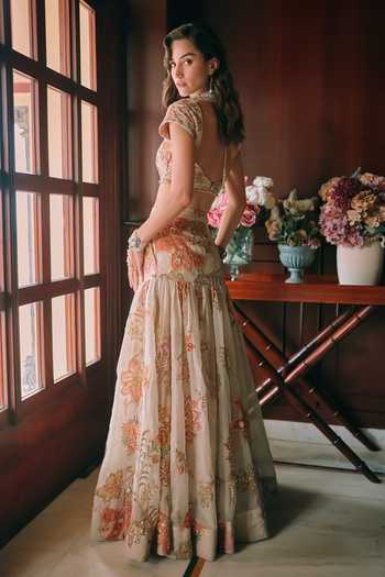 Paulmi And Harsh Beige Organza Sweetheart Neck Maelis Printed Fishcut Lehenga Set at Aza Fashions Paulmi And Harsh_Beige Organza Sweetheart Neck Maelis Printed Fishcut Lehenga Set _at_Aza_Fashions