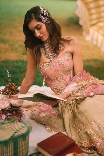 Shop Paulmi And Harsh Green Shantoon, Organza Embroidery, Zari Bandeau Keepsake Corset Lehenga Set Online at Aza Fashions Shop_Paulmi And Harsh_Green Shantoon, Organza Embroidery, Zari Bandeau Keepsake Corset Lehenga Set _Online_at_Aza_Fashions