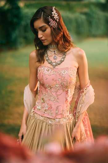 Buy Paulmi And Harsh Green Shantoon, Organza Embroidery, Zari Bandeau Keepsake Corset Lehenga Set Buy_Paulmi And Harsh_Green Shantoon, Organza Embroidery, Zari Bandeau Keepsake Corset Lehenga Set