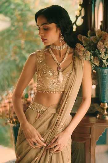 Paulmi And Harsh_Beige Net, Chiffon V-neck Beryl Floral Print Pre-draped Saree Set _Online_at_Aza_Fashions